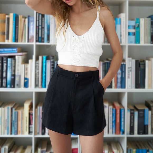 Zara Pants - Zara black pleated shorts